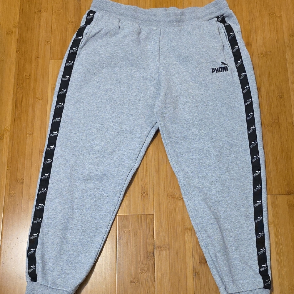 Puma Women Sweatpants XL